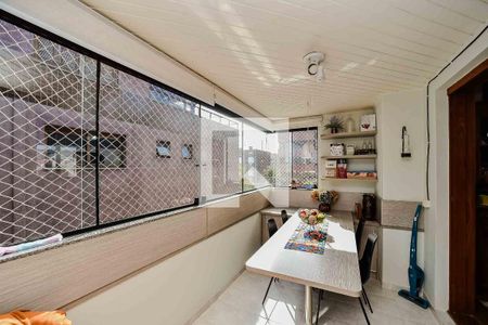 Varanda de apartamento à venda com 3 quartos, 205m² em Jardim Itu, Porto Alegre