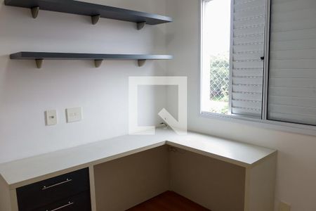Quarto 1 de apartamento para alugar com 2 quartos, 55m² em Quitaúna, Osasco