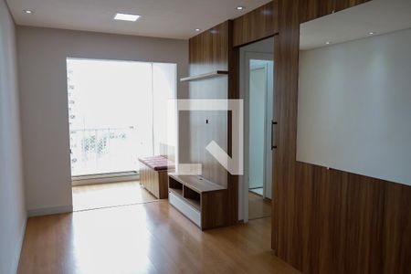 sala de apartamento para alugar com 2 quartos, 55m² em Quitaúna, Osasco
