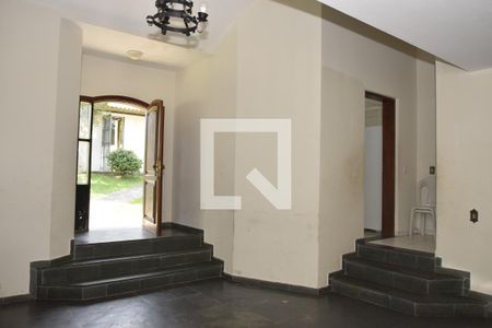 Casa para alugar com 5 quartos, 2421m² em Chácaras Ana Lúcia, Embu das Artes