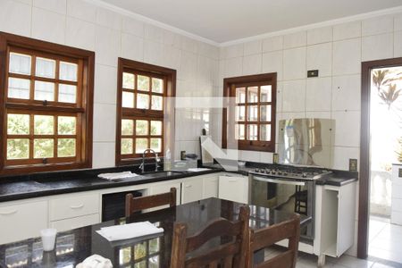Casa para alugar com 5 quartos, 2421m² em Chácaras Ana Lúcia, Embu das Artes