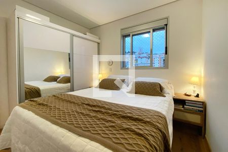 Suite 1 de apartamento à venda com 2 quartos, 58m² em Santa Efigênia, Belo Horizonte