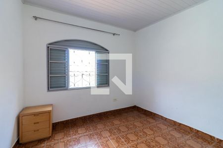 Quarto 1 de casa para alugar com 2 quartos, 120m² em Vila Romero, São Paulo