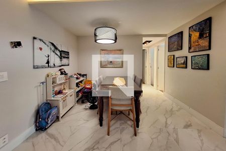 Sala de apartamento à venda com 3 quartos, 112m² em Icaraí, Niterói