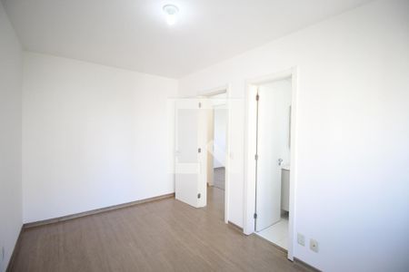 Apartamento para alugar com 3 quartos, 77m² em Jardim Itu, Porto Alegre