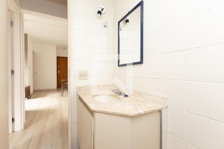Banheiro de apartamento para alugar com 1 quarto, 43m² em Moema, São Paulo
