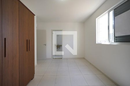 Suote de apartamento para alugar com 3 quartos, 128m² em Kobrasol, São José