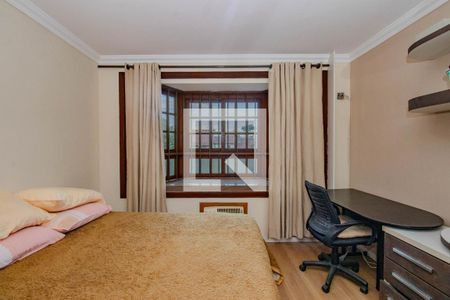 Quarto 1 de casa à venda com 3 quartos, 300m² em Jardim Itu, Porto Alegre