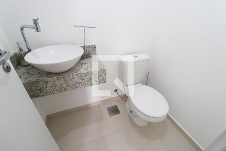 Lavabo de apartamento para alugar com 3 quartos, 105m² em Campo Comprido, Curitiba