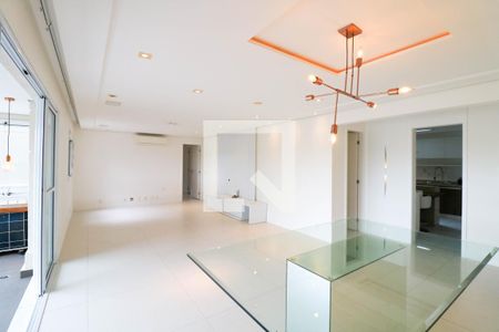 Apartamento para alugar com 3 quartos, 143m² em Santo Amaro, São Paulo