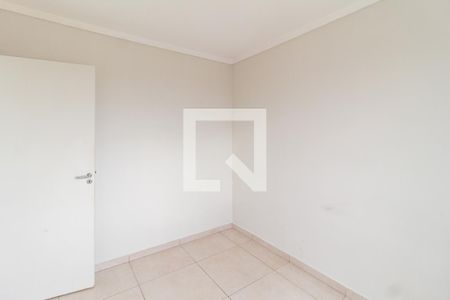 Quarto 1 de apartamento para alugar com 2 quartos, 80m² em Vila Silviania, Carapicuíba