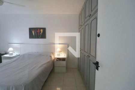 Suíte de apartamento para alugar com 4 quartos, 200m² em Vila Luis Antonio, Guarujá