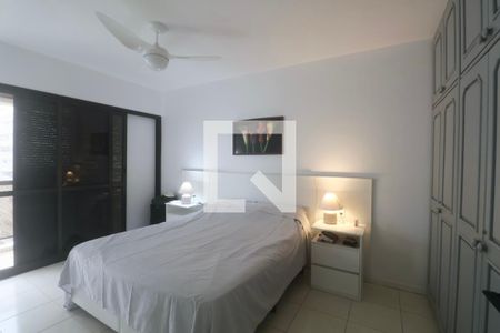 Suíte de apartamento para alugar com 4 quartos, 200m² em Vila Luis Antonio, Guarujá