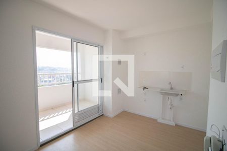 SALA E COZINHA de apartamento para alugar com 2 quartos, 35m² em Casa Verde Alta, São Paulo