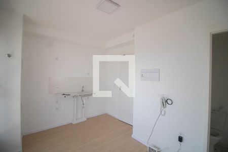 SALA E COZINHA de apartamento para alugar com 2 quartos, 35m² em Casa Verde Alta, São Paulo