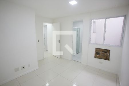 Quarto Suíte de casa para alugar com 3 quartos, 120m² em Tanque, Rio de Janeiro