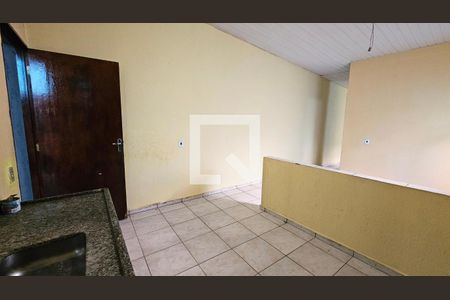 Cozinha de casa para alugar com 1 quarto, 30m² em Parque Guarani, Várzea Paulista