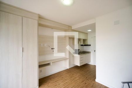 Sala quarto e cozinha de kitnet/studio para alugar com 1 quarto, 23m² em Vila Esperança, São Paulo