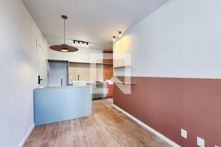 Sala  de apartamento à venda com 1 quarto, 34m² em Santo Cristo, Rio de Janeiro