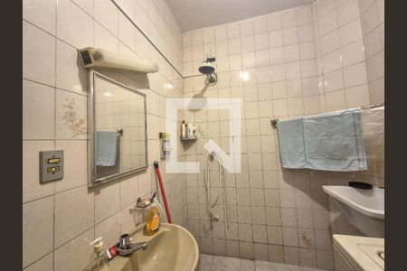 Banheiro de apartamento à venda com 1 quarto, 72m² em República, São Paulo