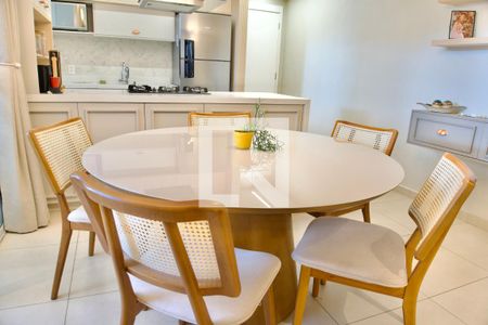 Sala - Detalhes de apartamento para alugar com 3 quartos, 79m² em Nova Suíça, Belo Horizonte
