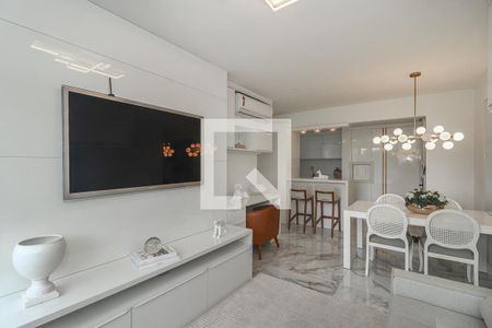 Sala de apartamento à venda com 1 quarto, 54m² em Três Figueiras, Porto Alegre