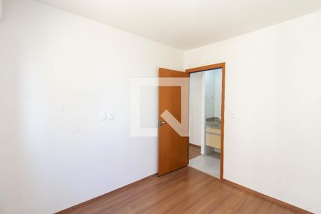 Quarto 1 de apartamento para alugar com 2 quartos, 46m² em Fátima, Canoas