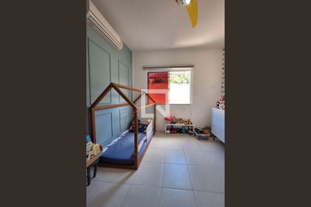 Quarto 1 de casa de condomínio à venda com 3 quartos, 180m² em Badu, Niterói