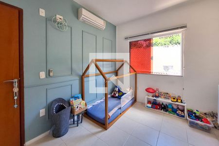 Quarto 1 de casa de condomínio à venda com 3 quartos, 180m² em Badu, Niterói