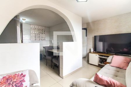 Sala de apartamento para alugar com 2 quartos, 49m² em Conjunto Habitacional Santa Etelvina Iii, São Paulo