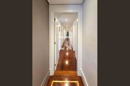 Corredor de apartamento à venda com 4 quartos, 229m² em Indianópolis, São Paulo