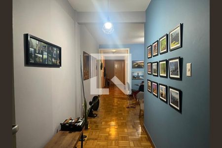 Corredor de apartamento para alugar com 2 quartos, 120m² em Pinheiros, São Paulo