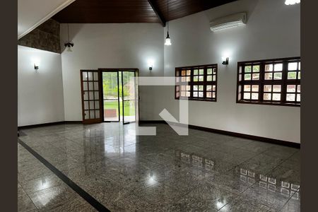 Sala de casa de condomínio para alugar com 6 quartos, 3000m² em Vale das Laranjeiras, Indaiatuba