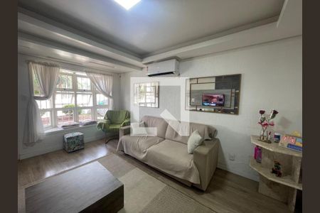 Casa à venda com 3 quartos, 215m² em Guarani, Novo Hamburgo