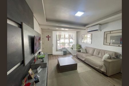 Sala de casa para alugar com 3 quartos, 215m² em Guarani, Novo Hamburgo