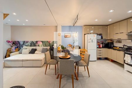 Sala de apartamento à venda com 2 quartos, 100m² em Vila Deodoro, São Paulo
