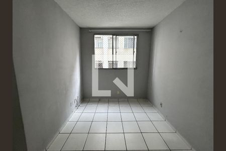 Sala de apartamento para alugar com 2 quartos, 55m² em Guadalupe, Rio de Janeiro