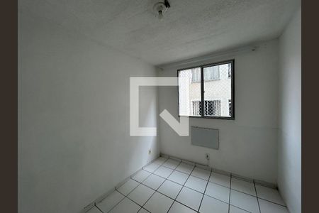 Quarto 2 de apartamento para alugar com 2 quartos, 55m² em Guadalupe, Rio de Janeiro