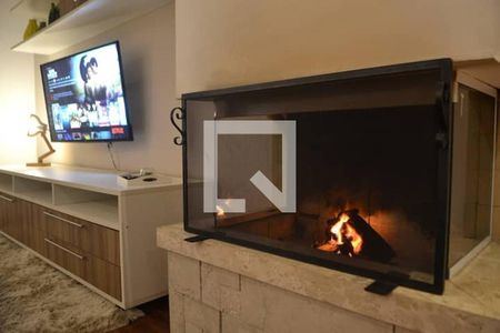 Sala de casa para alugar com 4 quartos, 450m² em Chácara Vale do Rio Cotia, Carapicuíba