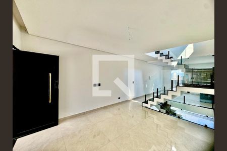 Sala de casa à venda com 3 quartos, 210m² em Jardim Vila Galvao, Guarulhos