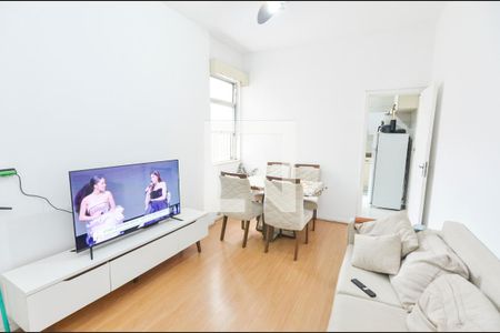 Sala de apartamento para alugar com 2 quartos, 75m² em Praça da Bandeira, Rio de Janeiro