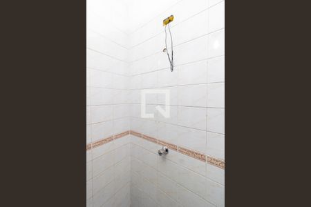 Banheiro de casa para alugar com 2 quartos, 100m² em Jardim Guapira, São Paulo