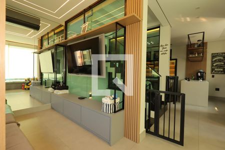 Sala de casa à venda com 3 quartos, 180m² em Campestre, Santo André