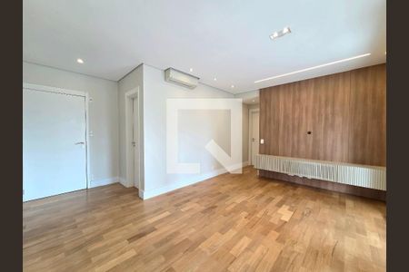 Sala de apartamento para alugar com 2 quartos, 77m² em Indianópolis, São Paulo