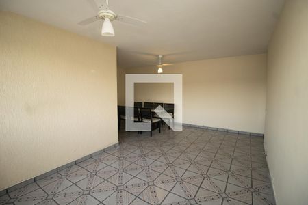 Sala de apartamento à venda com 3 quartos, 130m² em Vila Monumento, São Paulo