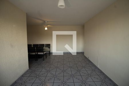 Sala de apartamento à venda com 3 quartos, 130m² em Vila Monumento, São Paulo