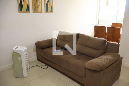 Sala de apartamento para alugar com 2 quartos, 65m² em São Marcos, Salvador
