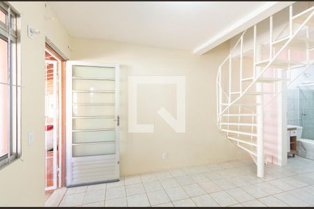 Casa de Condomínio à venda com 2 quartos, 60m² em Rio Branco, Canoas