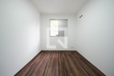 Quarto 2 de apartamento para alugar com 2 quartos, 49m² em Vila Silvia, São Paulo