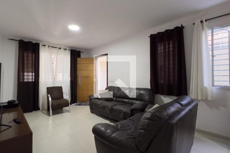 Sala de casa à venda com 3 quartos, 148m² em Jardim Santa Mena, Guarulhos